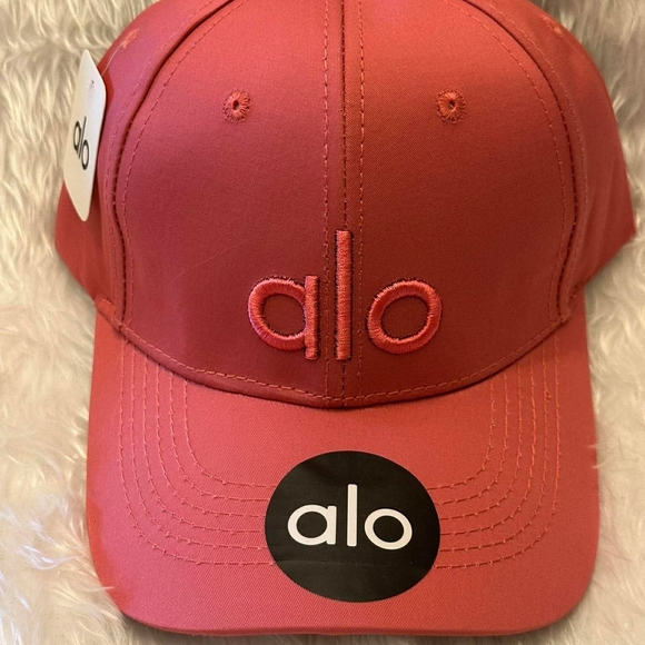 ALO Yoga Women's Pink Baseball Cap - Embroidered Logo